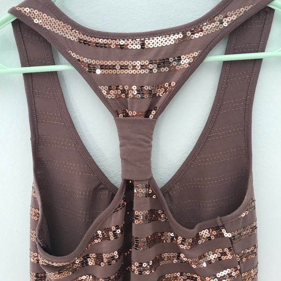 Romeo and Juliet Couture gold and brown sequin - Picture 5 of 6